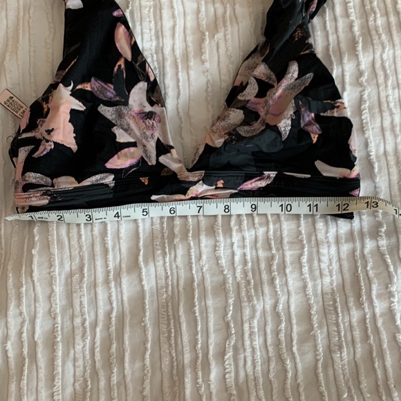 Bralette - Picture 2 of 3